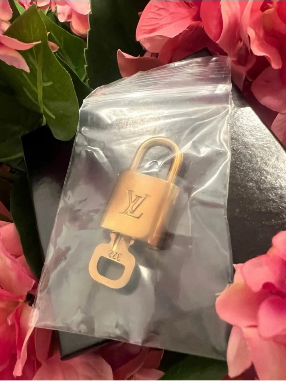 Authentic Louis Vuitton LV Lock And Key/ Four Chains #322